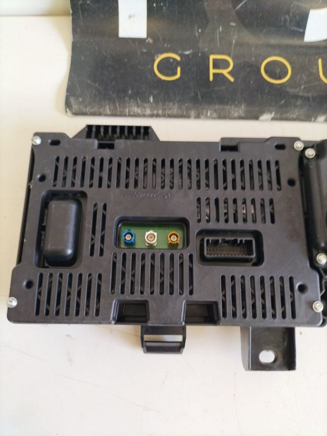 Cuadro de instrumentos Renault Scenic 3 + navi
referencia original : 248102781R