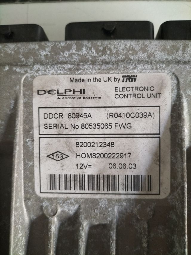 Centralita motor Renault Clio II 1.5DCI + PLIP Delphi electronic control unit
ECU Referencia original Renault : 8200212348