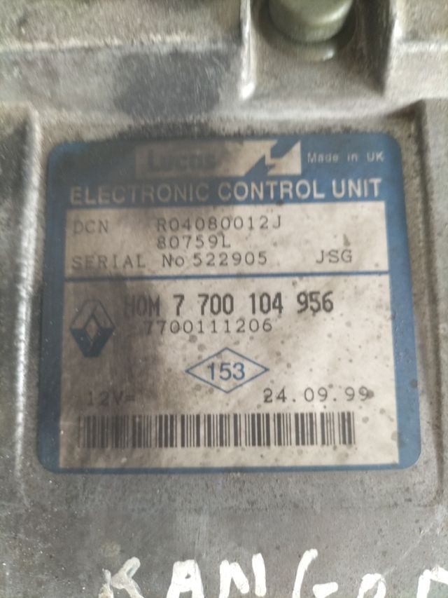 Centralita motor Renault Ref : 7700104956 - 7700111206