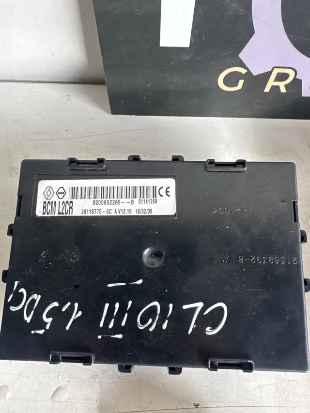 i6760945905[1].webp