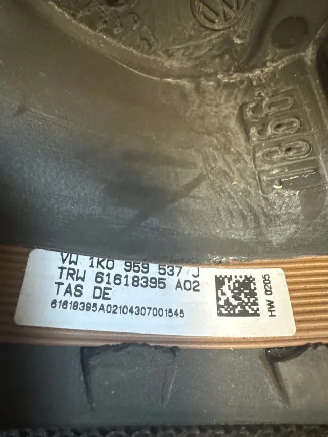 i6763354947.webp