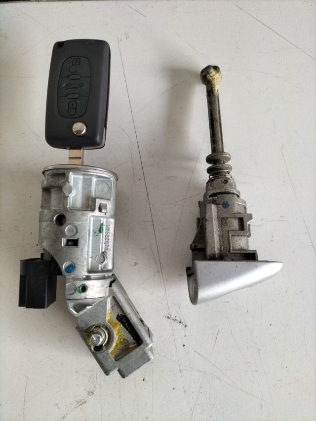 Clausor de arranque + cerradura de puerta peugeot 407