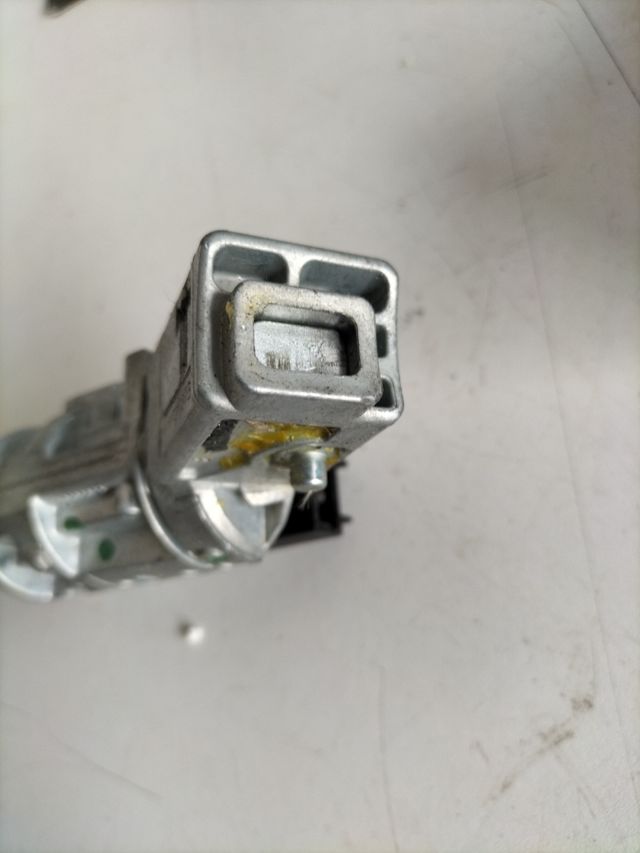 Clausor de arranque + cerradura de puerta peugeot 407