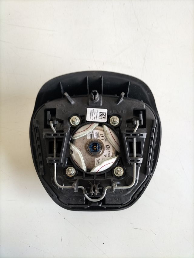 Airbag volante Renault Clio IV 2012-2020
Referencia original : 985108265R