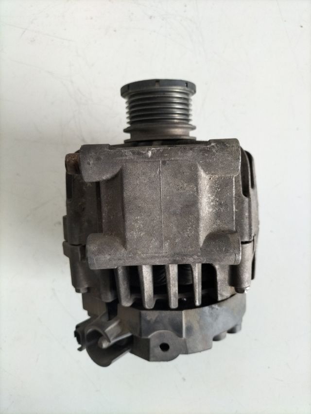 Alternador Valeo PSA-MINI  Referencia original : 61548480/ 61548480-03 /2612380C / TG12C120