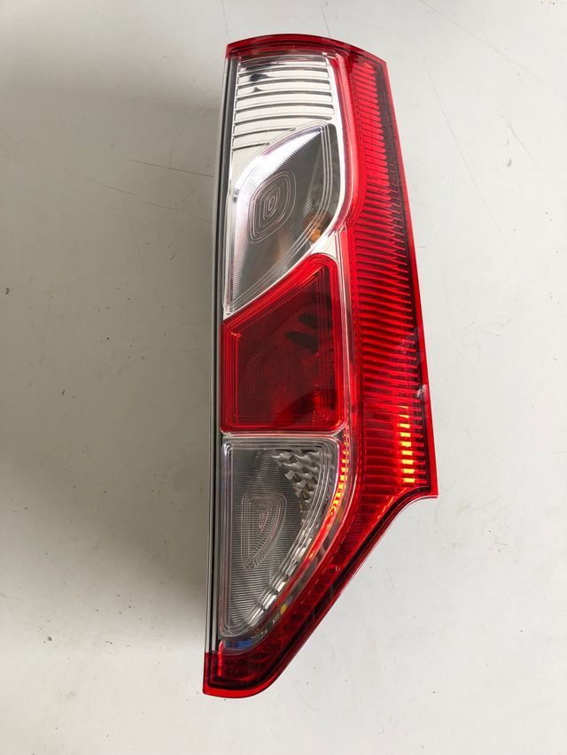 Piloto trasero derecho Renault kangoo 3   2013+