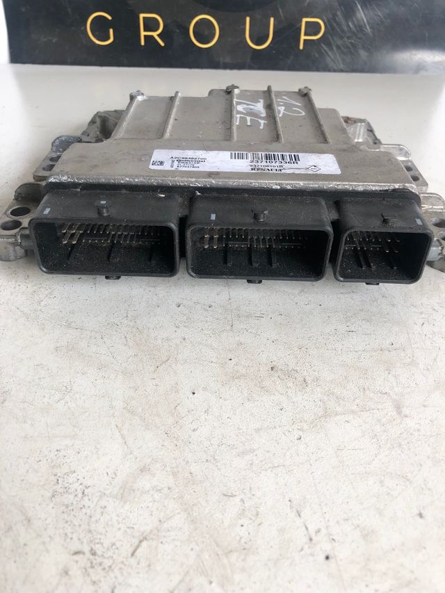 Centralita motor Renault scenic IV 1.2 tce
Referencia original : 237107336R / 237106101R
EMS3155 A2C99484700 