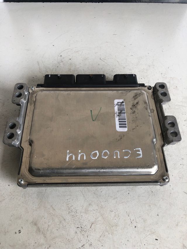 Centralita motor delphi Renault twingo 2 1.5 DCI Referencia original : 237101312R / 237101313R