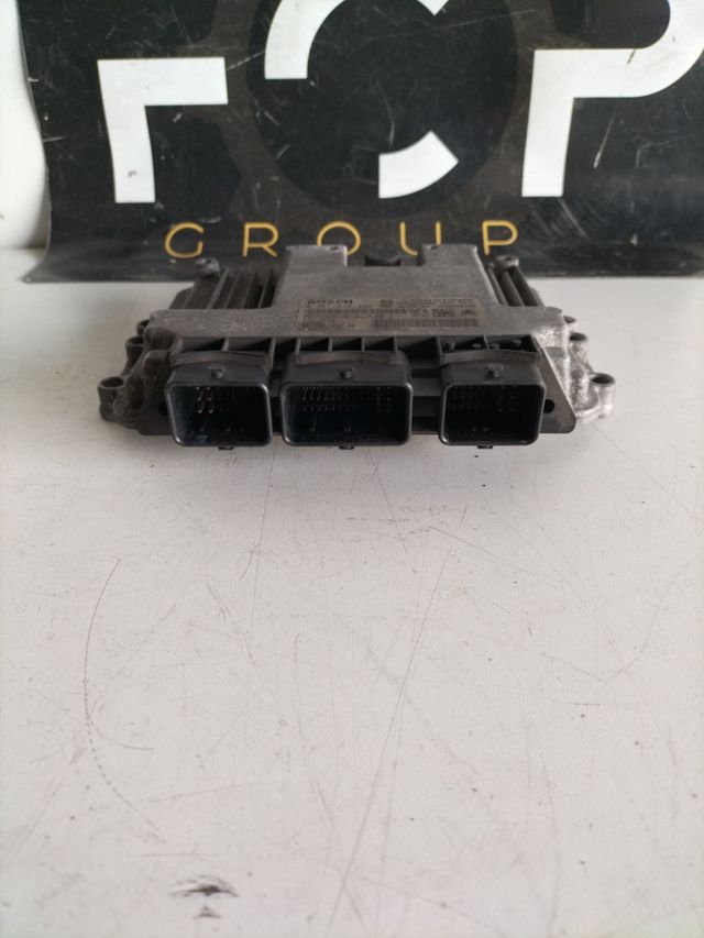 Centralita motor Peugeot Citroën + PLIP
Referencia Bosch : 0281012468
Referencia original : 9656161680 EDC16C34