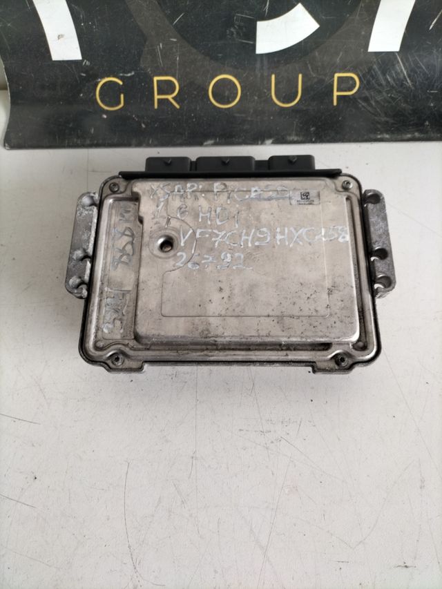 Centralita motor Peugeot Citroën + PLIP
Referencia Bosch : 0281012468
Referencia original : 9656161680 EDC16C34