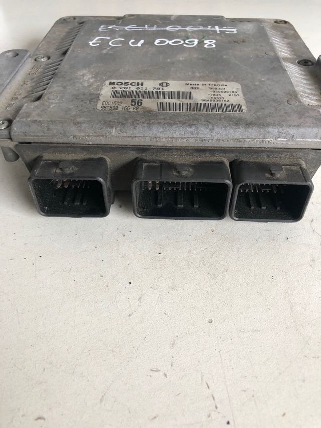entralita motor Peugeot 607 2.2 hdi
Referencia original : 9659016680
Referencia Bosch : 0281011781