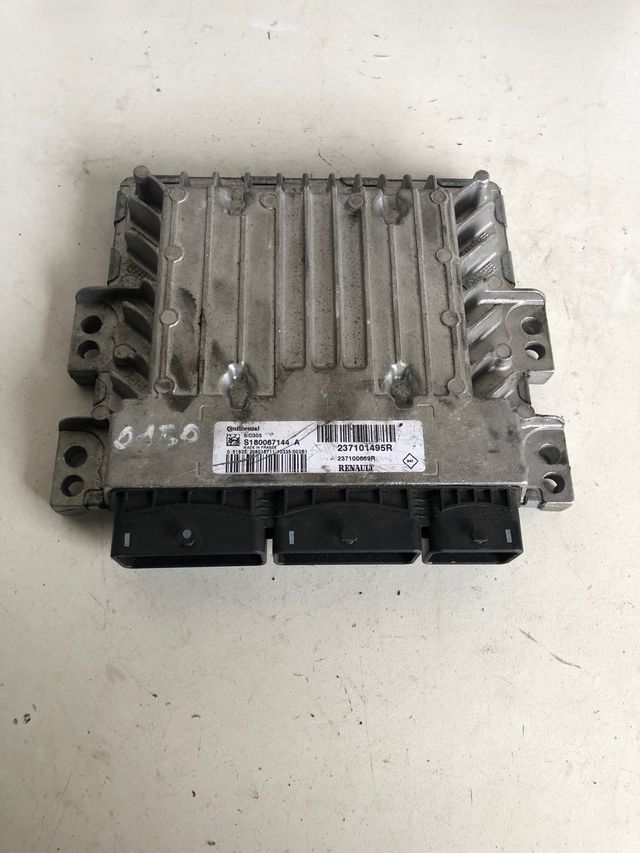 Centralita motor Renault megane III 1.5 dci sid305 s180067144
Referencia original : 237101495R
Referencia continental : S180067144