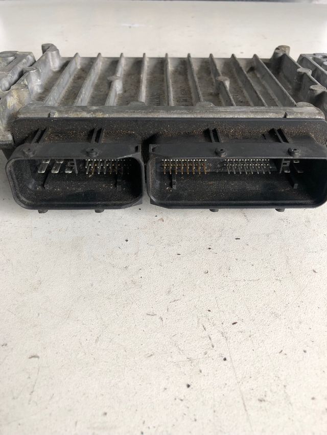 Centralita motor siemens bmw / mini s118012001