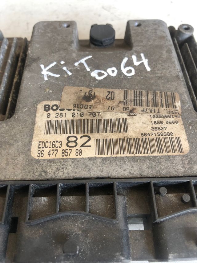 Centralita motor Peugeot 206 1.4 hdi
Referencia original : 9647785780
Referencia Bosch : 0281010707