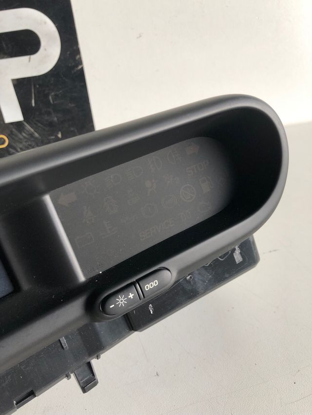 Cuadro instrumentos citroen c3 picasso