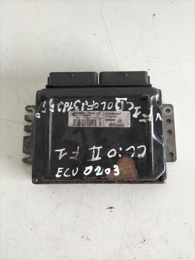 Centralita motor Renault Referencia original : 8200069287 - 8200044437 Referencia Siemens : S110130058A sirius 32 n