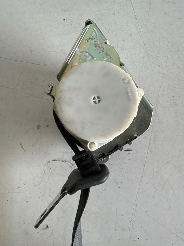 Cinturon de seguridad trasero derecho - izquierdo Citroen C5 F3 2008-2017 Referencia original : 96561744XX