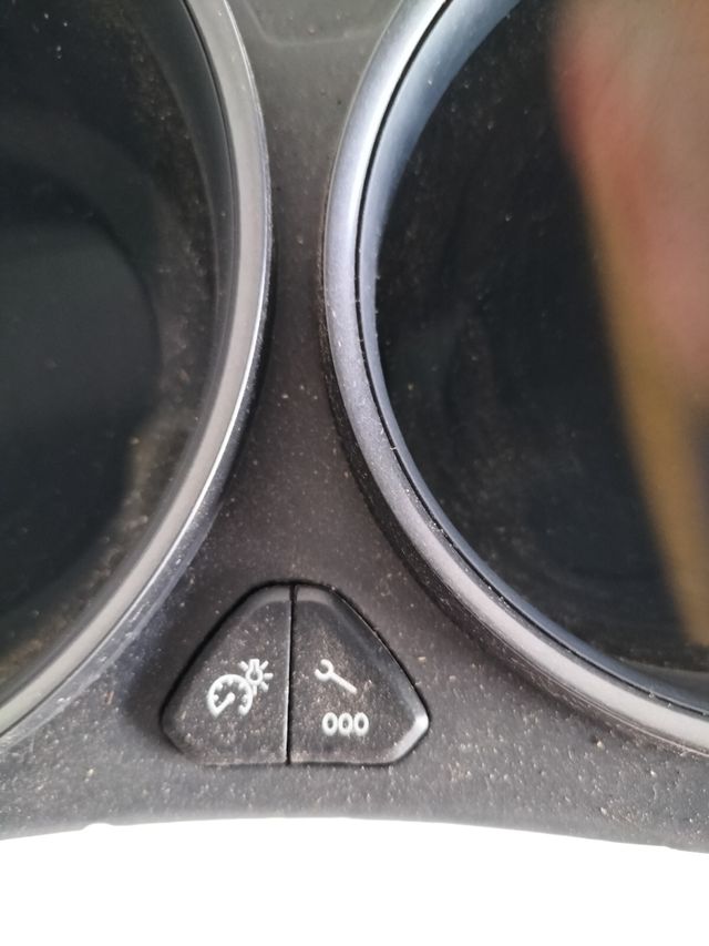 Cuadro de instrumentos Citroën C4 II               referencia original : 9676963180