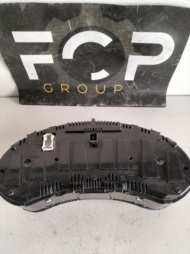 Cuadro de instrumentos Citroën C4 II              referencia original :9801531880