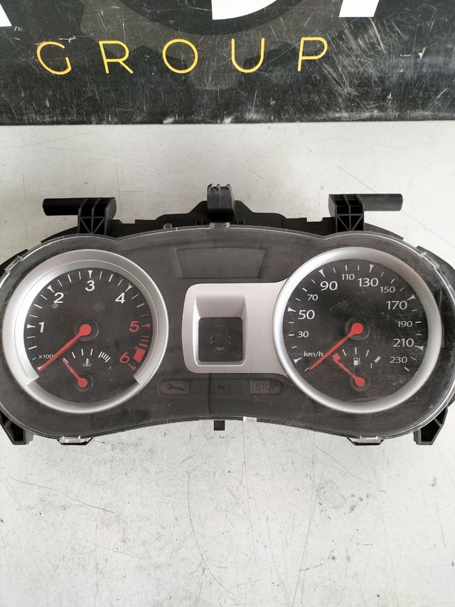 Cuadro de instrumentos Renault Clio               
referencia original : 38201060299A