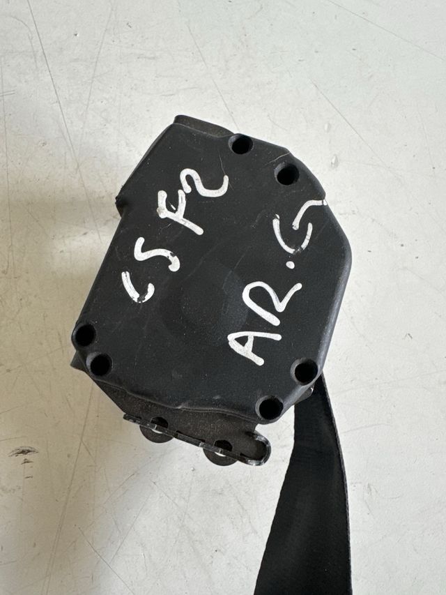 Cinturon de seguridad trasero izquierdo citroen C5 seria 1 Referencia original : 96325577XX