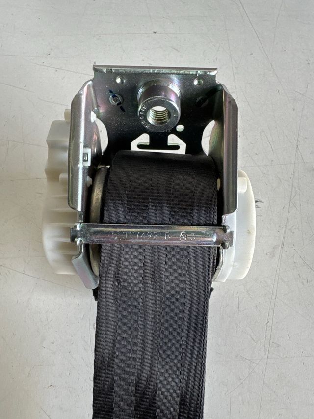 Cinturón de seguridad trasero izquierdo - derecho Citroën ds3 / C3 2009-2016 Referencia original : 96819581XX