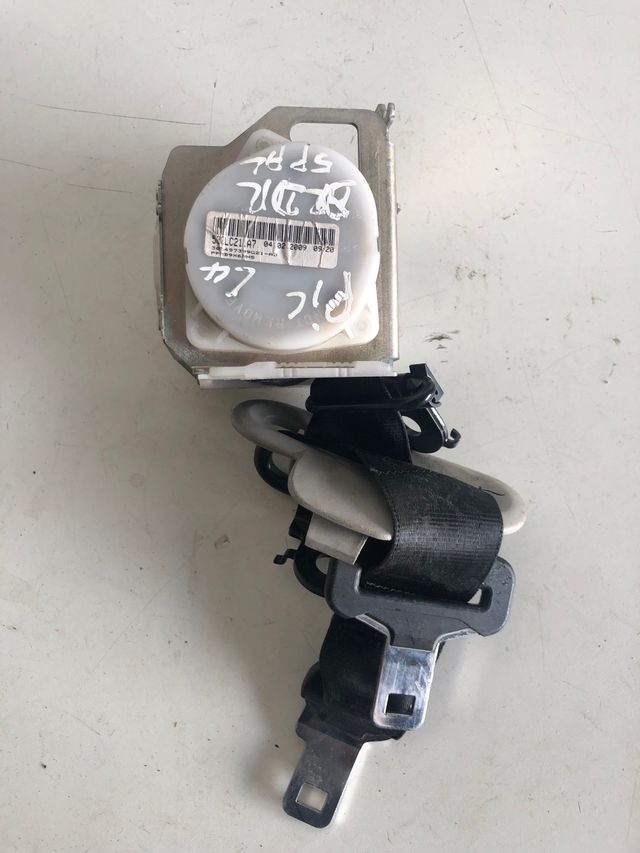 Cinturón de seguridad trasero central citroën c4 picasso 2006-2014 Referencia original : 9654964577