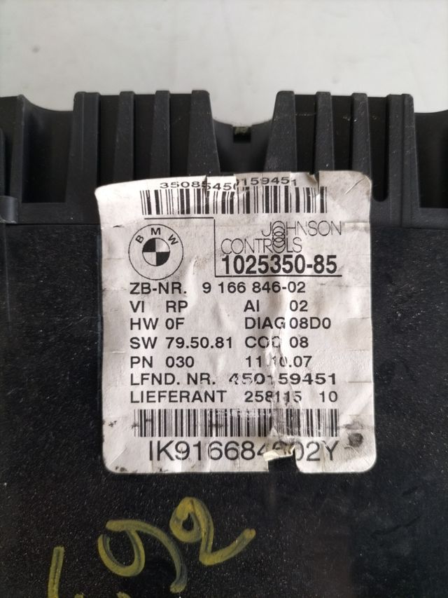 Cuadro de instrumentos BMW serie 3              referencia original :1025350-85