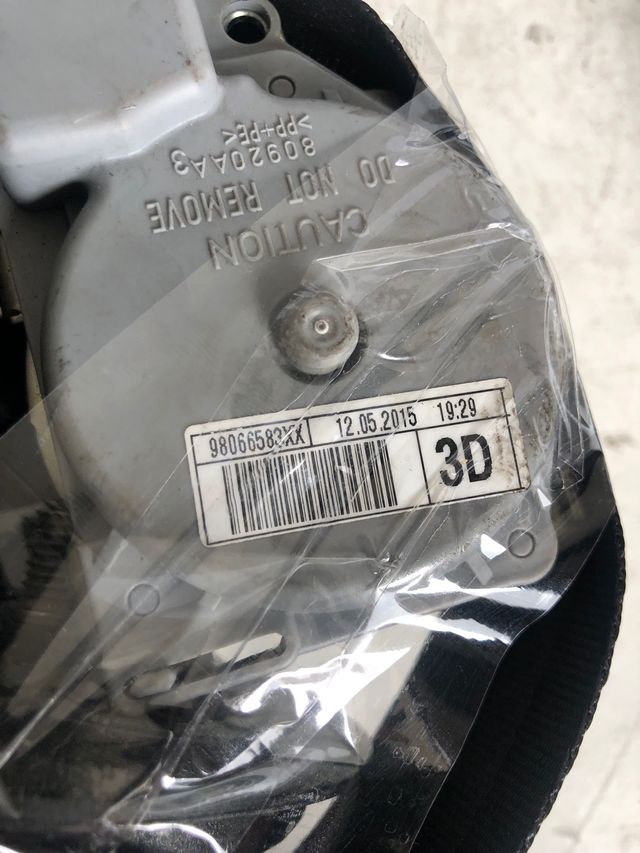 Cinturón de seguridad trasero derecho Citroën c4 Picasso 2015 Referencia original : 98066583XX