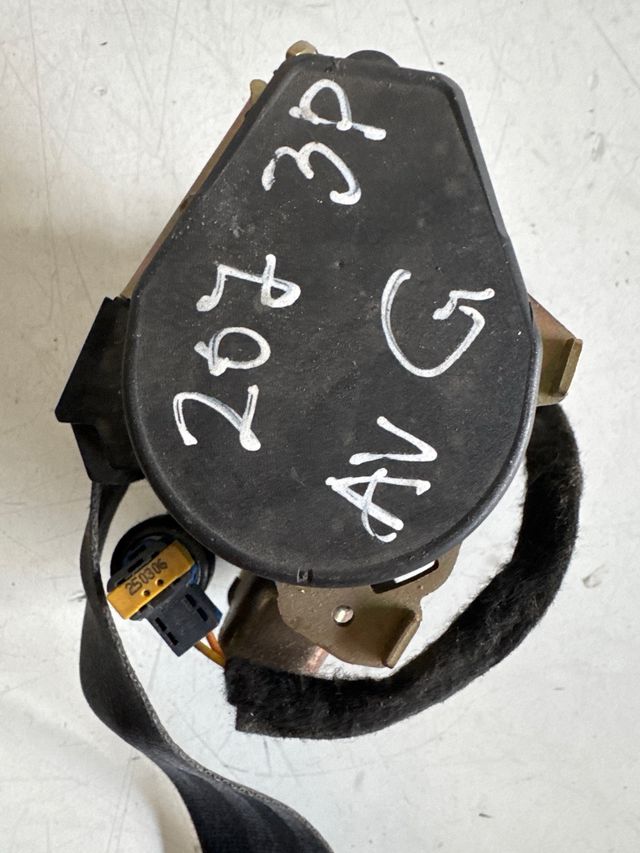 Cinturon de seguridad delantero izquierdo Peugeot 207, 3 puertas referencia original : 96498053XX