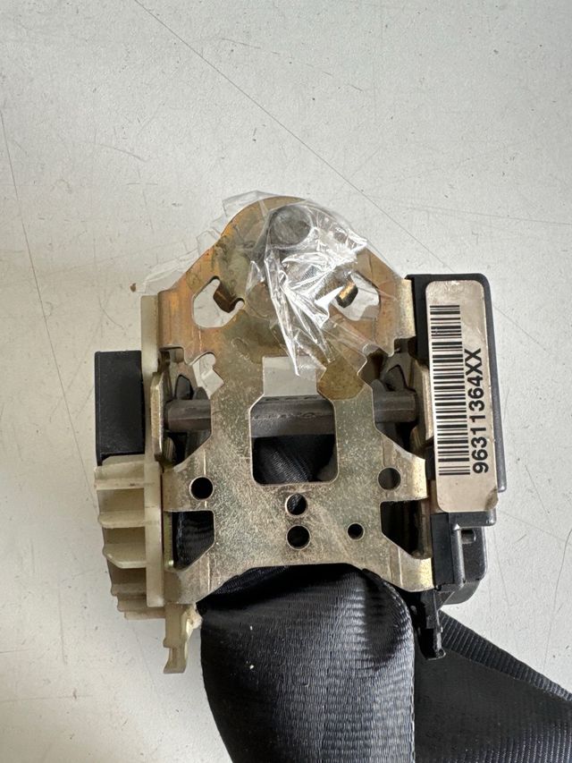 Cinturon de seguridad delantero derecho / izquierdo Citroen xsara Referencia original : 96311364XX