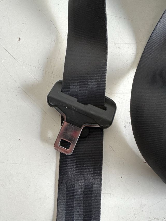 Cinturon de seguridad delantero derecho / izquierdo Citroen xsara Referencia original : 96311364XX