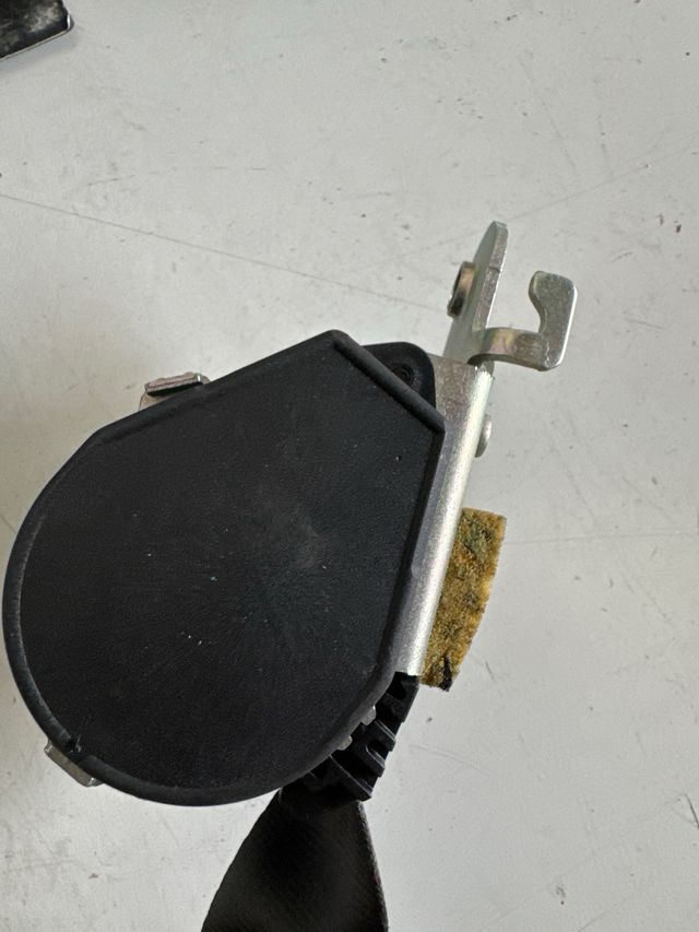 Cinturon de seguridad delantero derecho Renault Espace IV fase 2 Referencia original: 8200687503 / 9423528