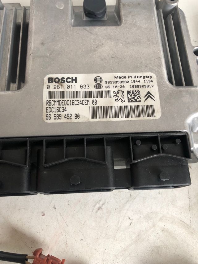 Kit de arranque Peugeot 407 1.6 HDI ECU Bosch Referencia : 0281011633 Referencia original : 9658945280 BSI Referencia : 9655708480