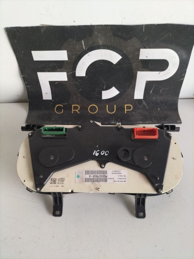 Cuadro de instrumentos Renault Clio 2            referencia original : 8200276529