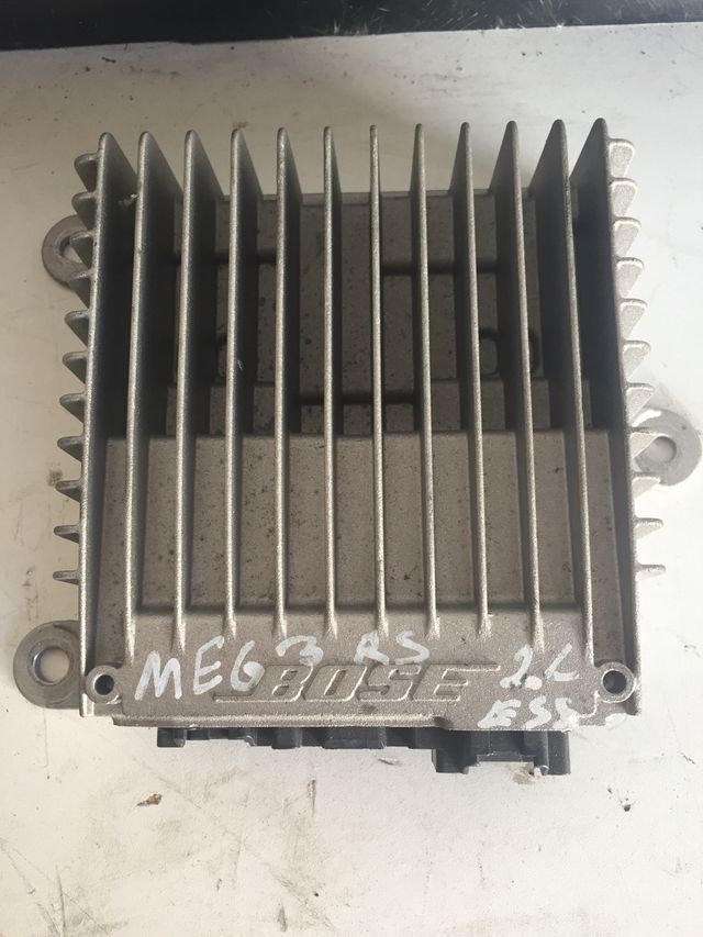 Sistema audio (amplifier) Bose Referencia original : 280637225R