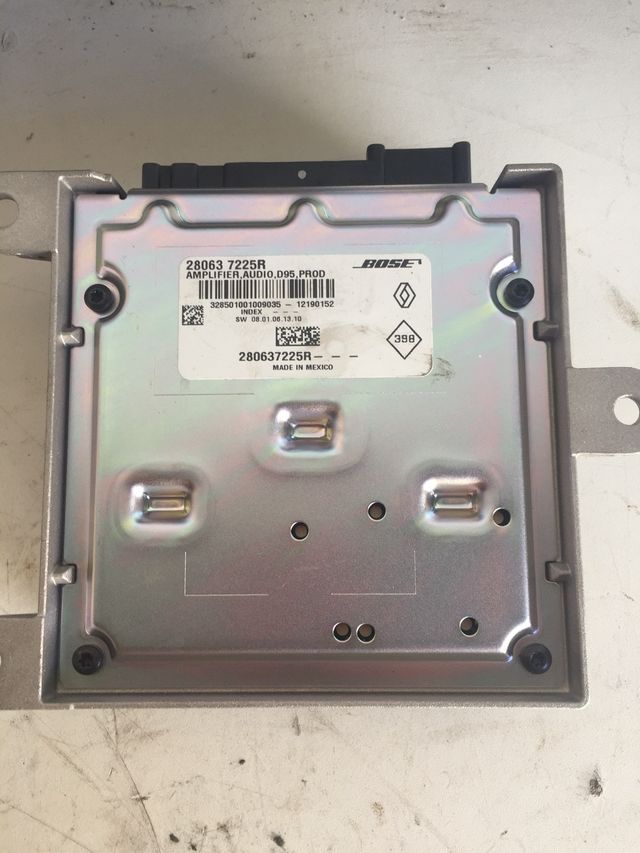 Sistema audio (amplifier) Bose Referencia original : 280637225R