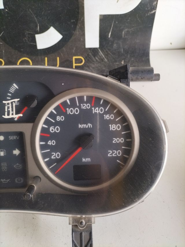 Cuadro de instrumentos Renault Clio 3           Referencia original :  8200059776