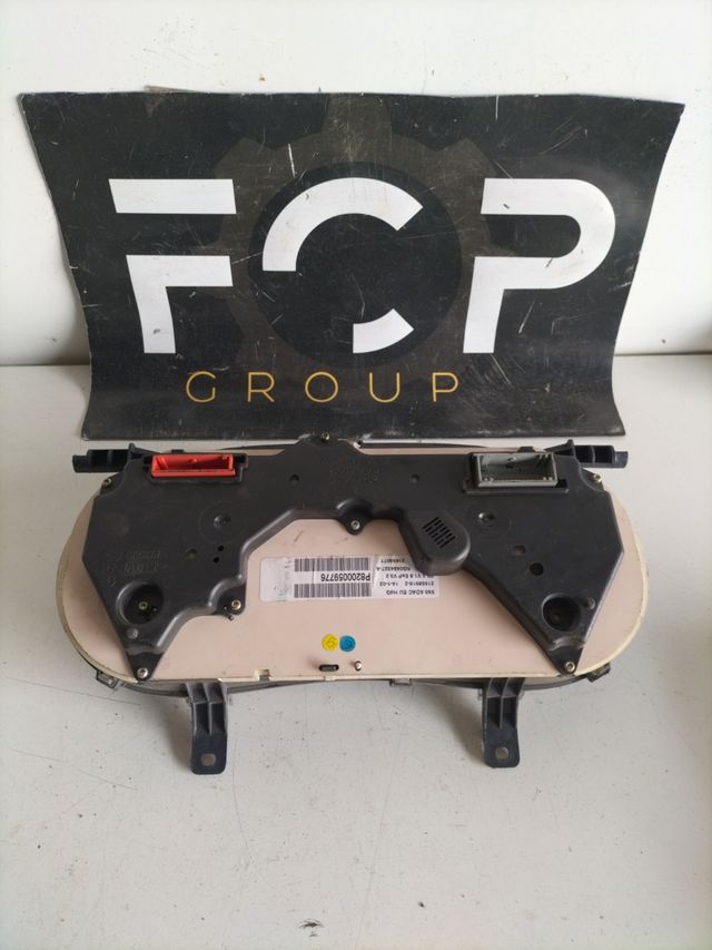 Cuadro de instrumentos Renault Clio 3           Referencia original :  8200059776