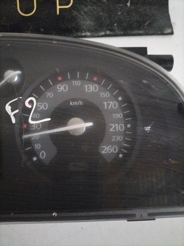 Cuadro de instrumentos Renault Laguna 2  F2    referencia original : 8200291330