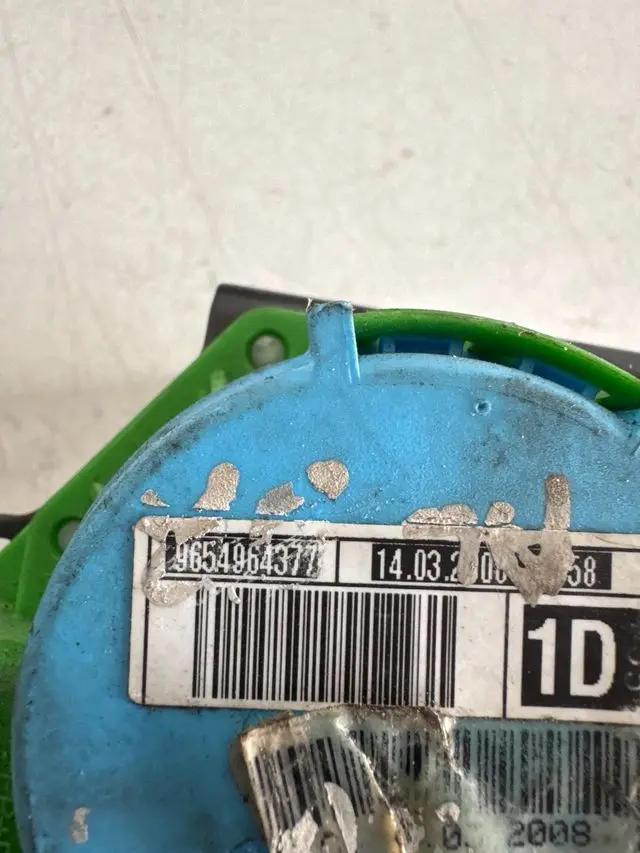i5575045489[1].webp