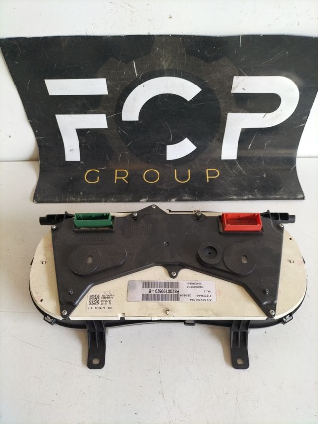 Cuadro de intrumentos Renault MASTER II 2.5 DCI Referencia original : 8200199523 - P8200199523B
