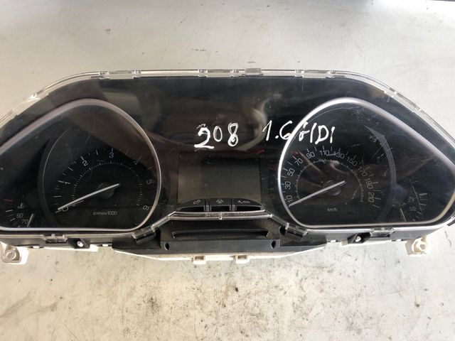 Cuandro de instrumentos peugeot 208        
9675182780 / 9678558780