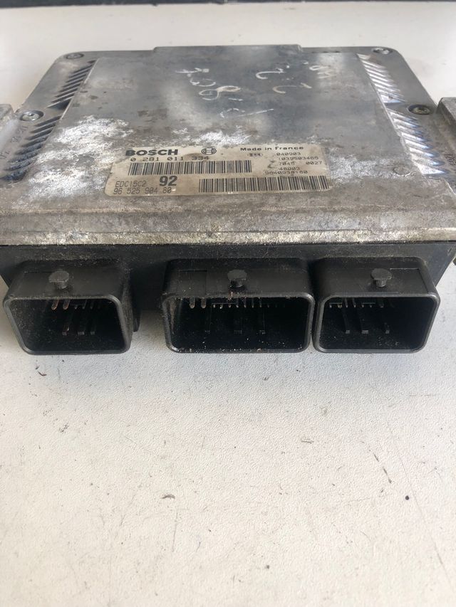 Centralita motor bosch Peugeot 807 citroën c8