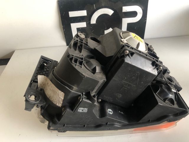 Faro derecho land rover discovery 3