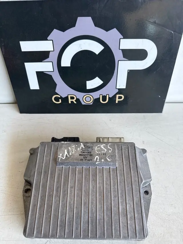 Centralita de suspensión para Citroën Xantia. Referencia original : 9624217180