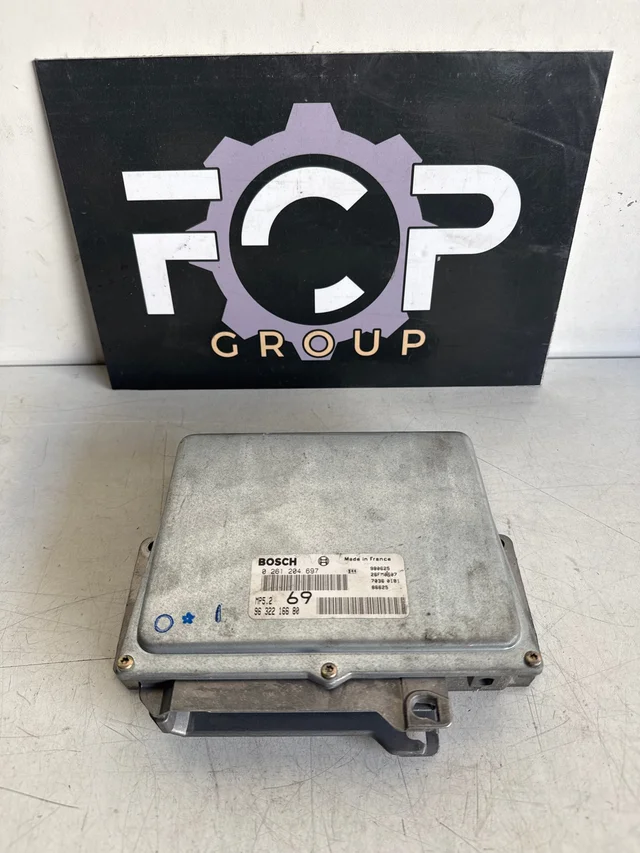 Centralita de motor Bosch Citroën Xsantia / Peugeot 406 - Modelo : MP5.2. - Referencia Bosch : 0261204697 - Referencia PSA : 9632216680