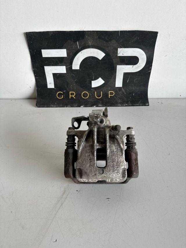 Pinza de freno trasera derecha Renault trafic 2