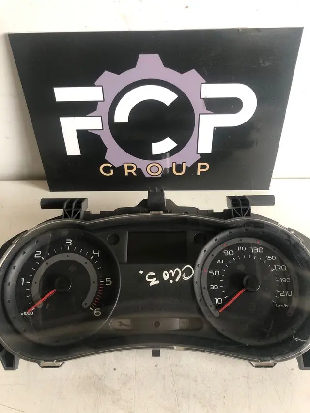 Cuadro de instrumentos de Renault Clio 3 1.5 Dci diesel Referencia original : 8200471238
