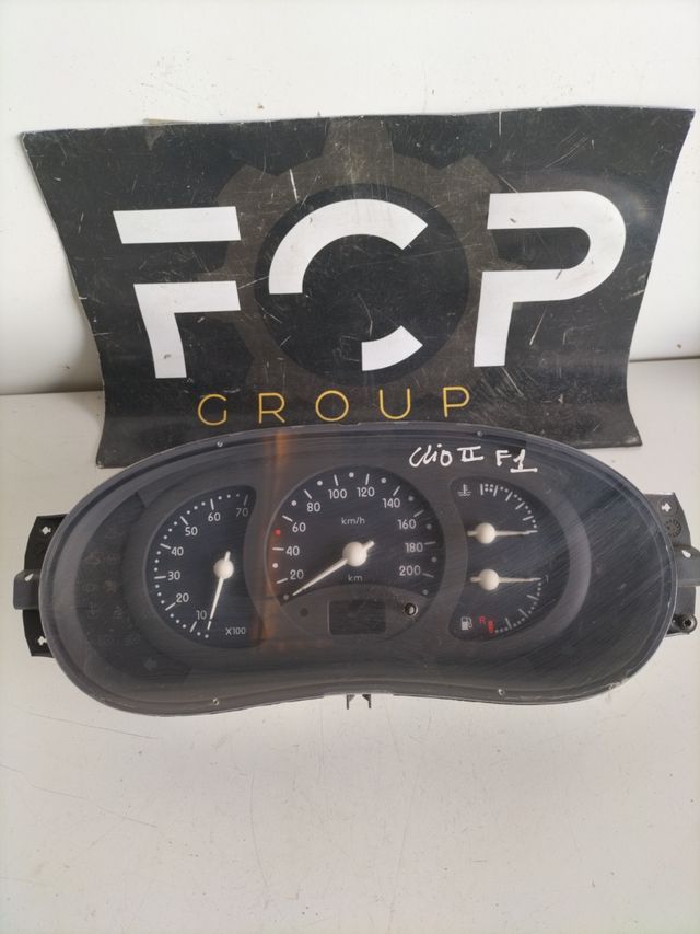 Cuadro de instrumentos Renault Clio II            referencia original : 7700410434